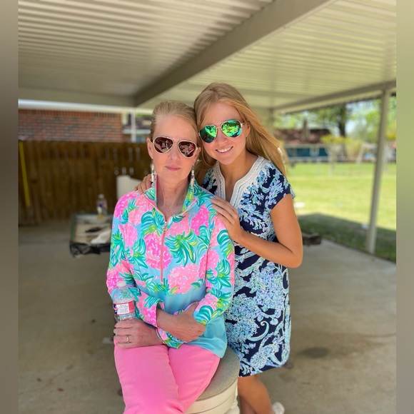 XXS/LILY PULITZER - MADIA TUNIC DRESS
HIGH TIDE NAVY SCUBA DOO - Picture 3 of 3